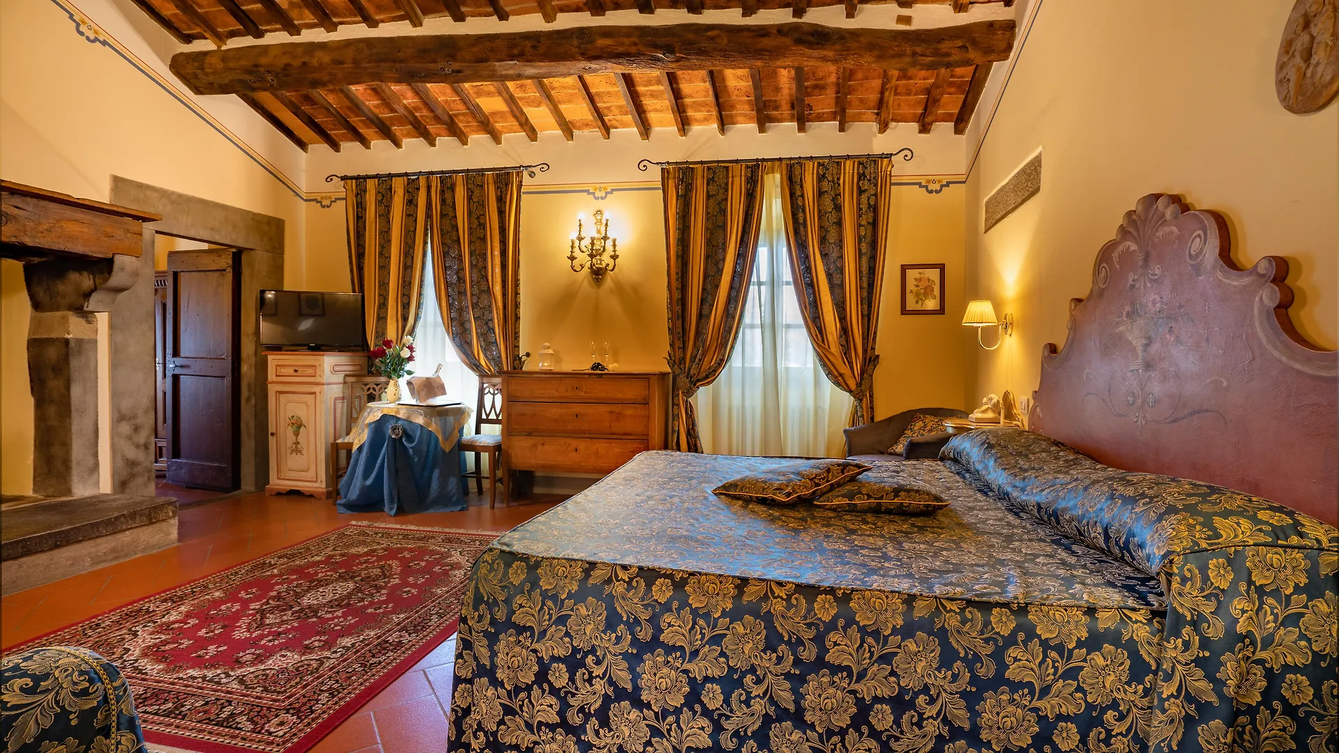 Villa Borgo San Pietro Cortona 4*,  Italy
