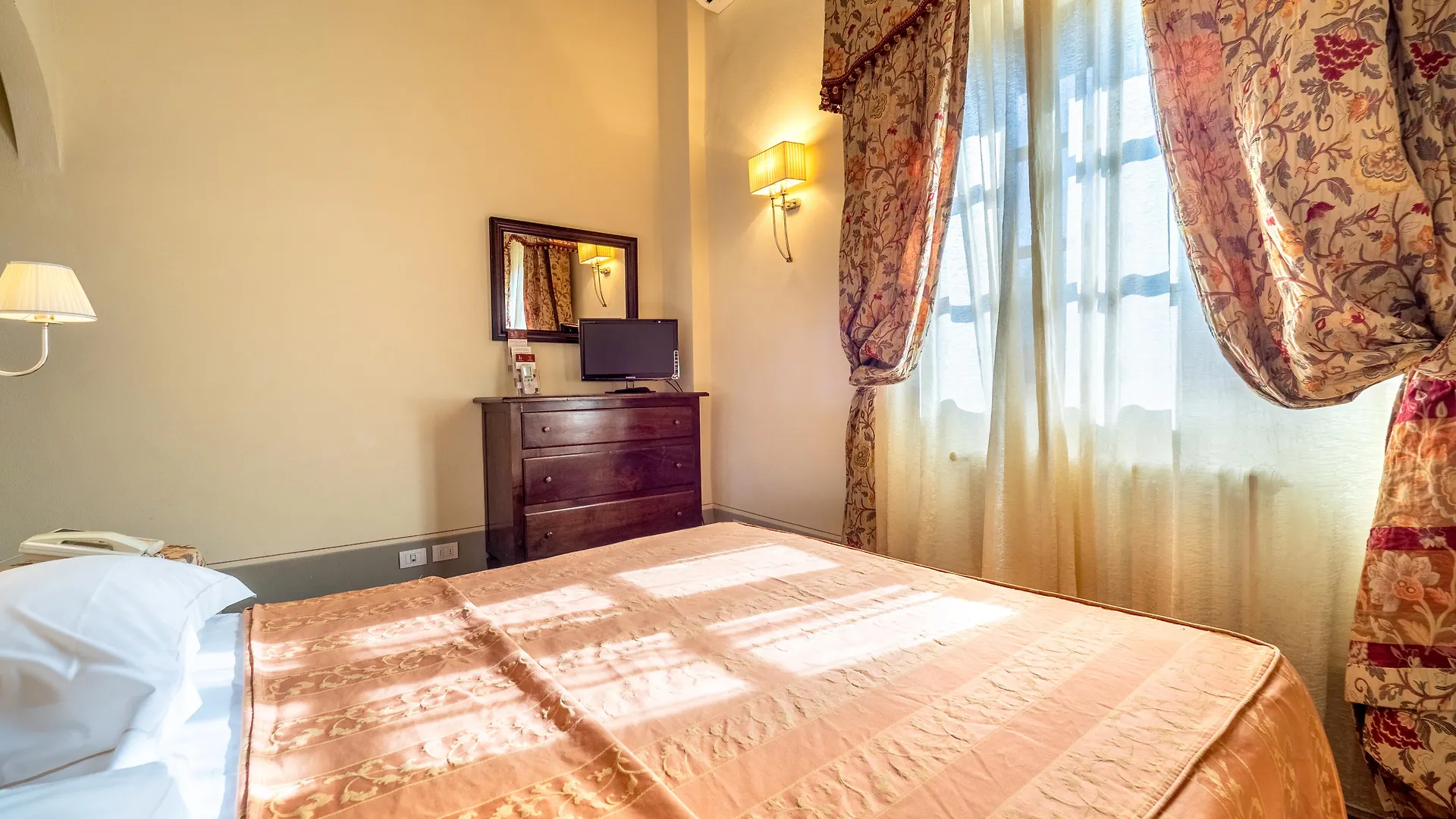 Villa Borgo San Pietro Cortona Hotel