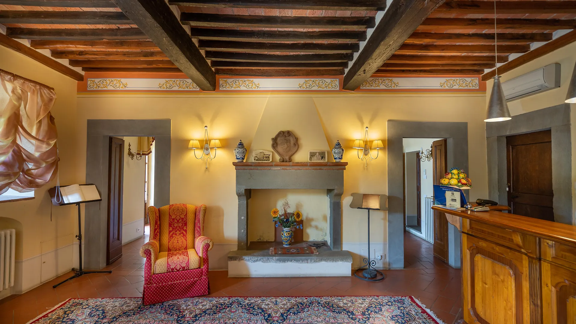 Villa Borgo San Pietro Cortona 4*,  Italy